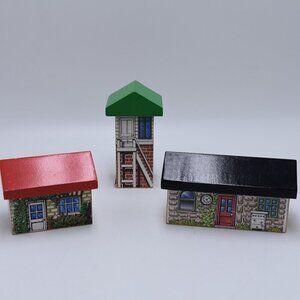 Beekeeper's House Red Scenic Brick 2 Story Building Thomas & Friends Wooden VTG